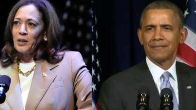 Barack obama and kamala harris