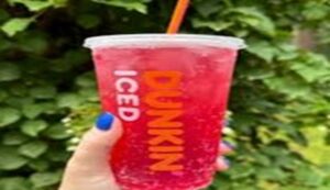 Dunkin' Strawberry Dragonfruit Refresher