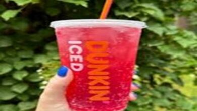 Dunkin' Strawberry Dragonfruit Refresher