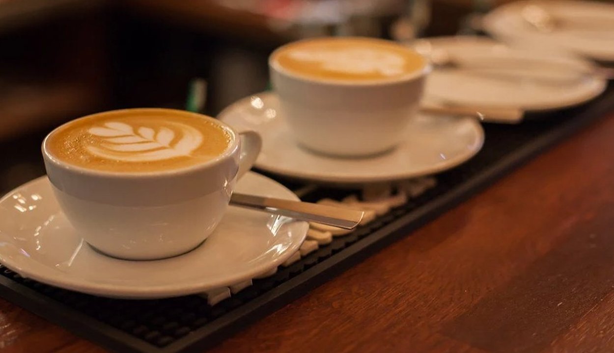 How much coffee is needed for twelve cups