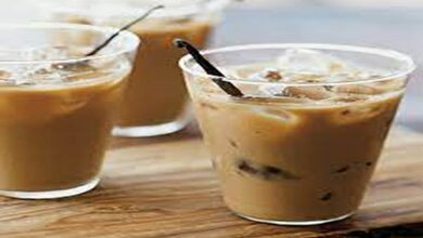 Vanilla iced coffee