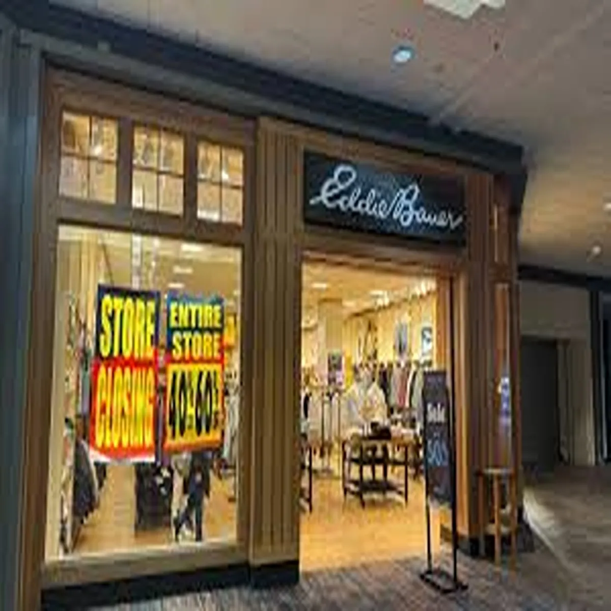 Bankruptcy eddie bauer files chapter stores